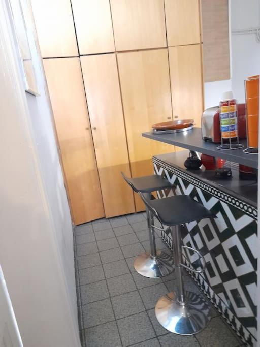 Les 7 Balcons, 100m De La Comédie, Central, Parking, Spacieux, Lumineux, Appt Xix° *
