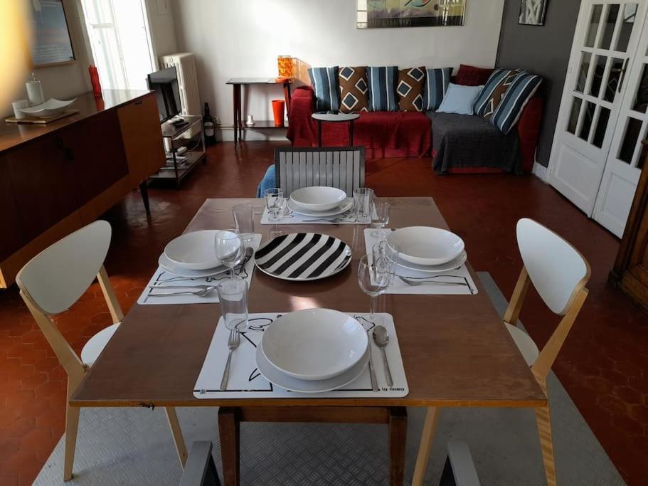 Les 7 Balcons, 100m De La Comédie, Central, Parking, Spacieux, Lumineux, Appt Xix° Apartamento